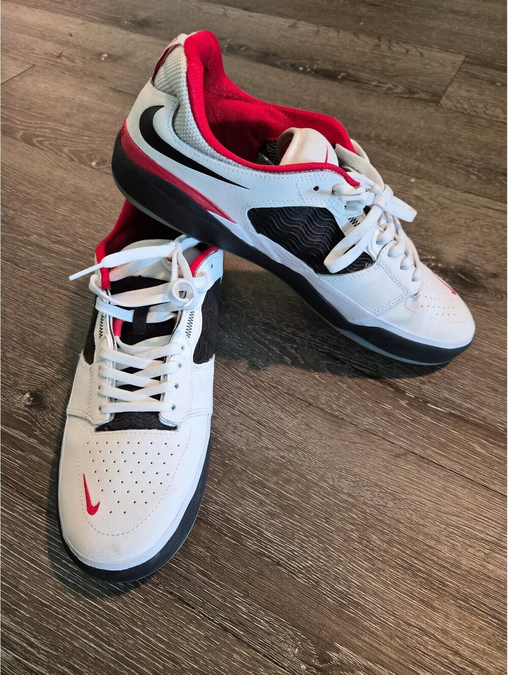Nike SB Ishod Wair Chicago DZ5648-100 Men's 9.5 Preowned